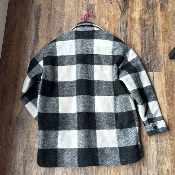 Checkered jacket from Abercrombie - shacket - Picture 5 of 5